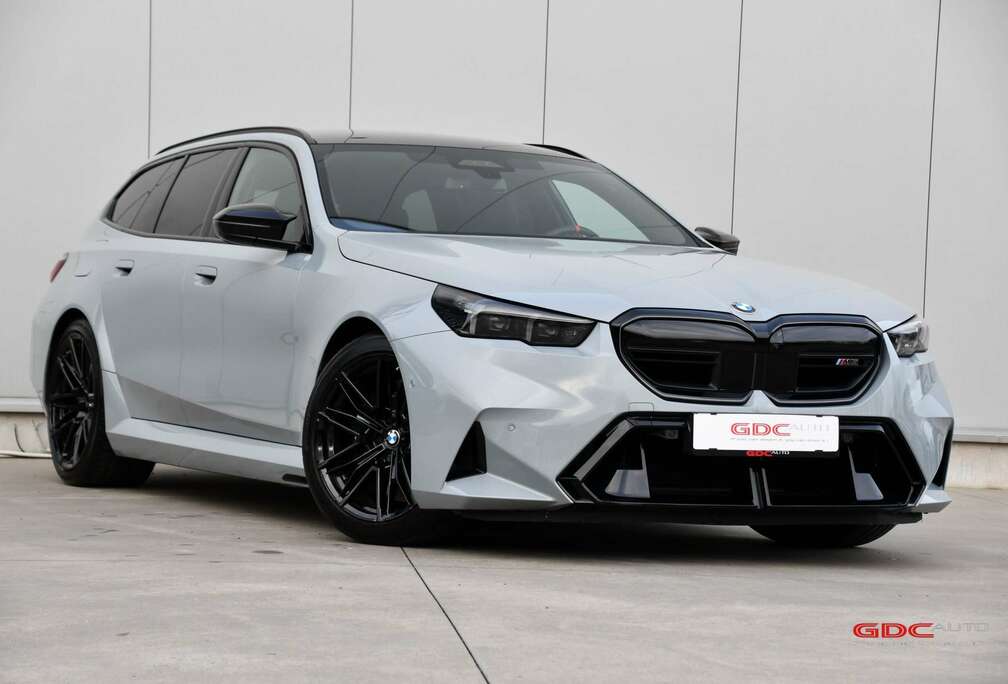 BMW Touring l Panodak l Head-Up l ACC 360 l  B&W l