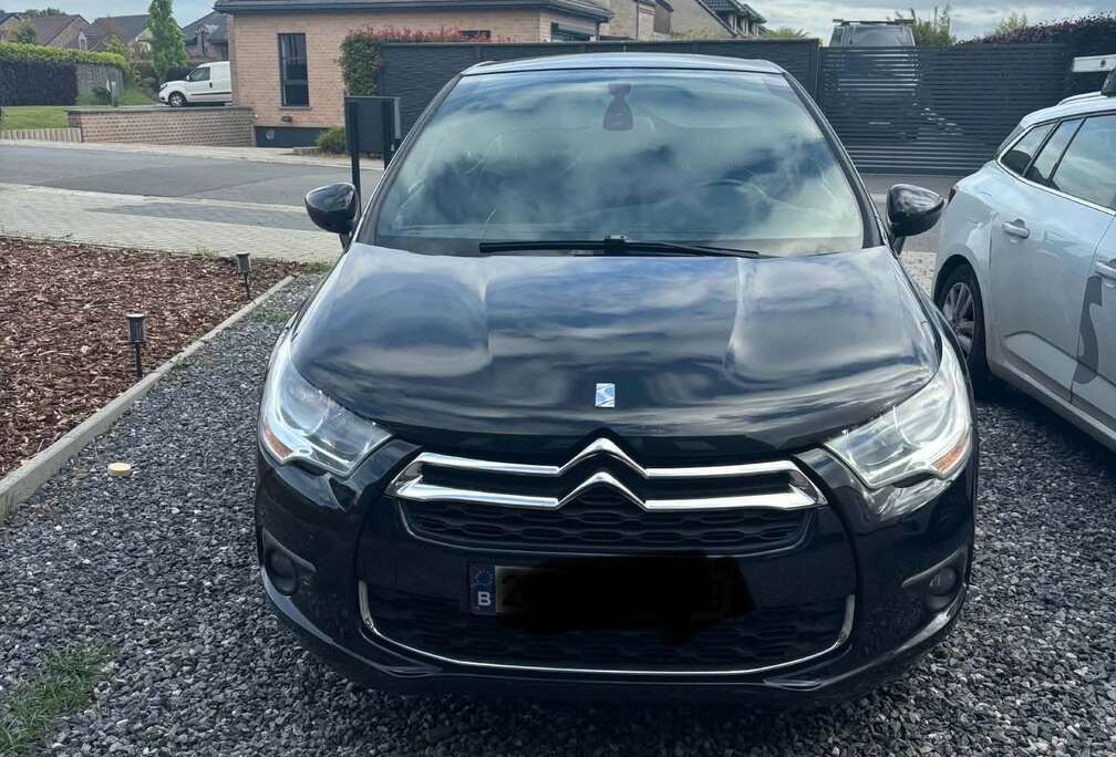 Citroen  Citroën DS4 – 1.6 HDI Diesel – Boîte automatique