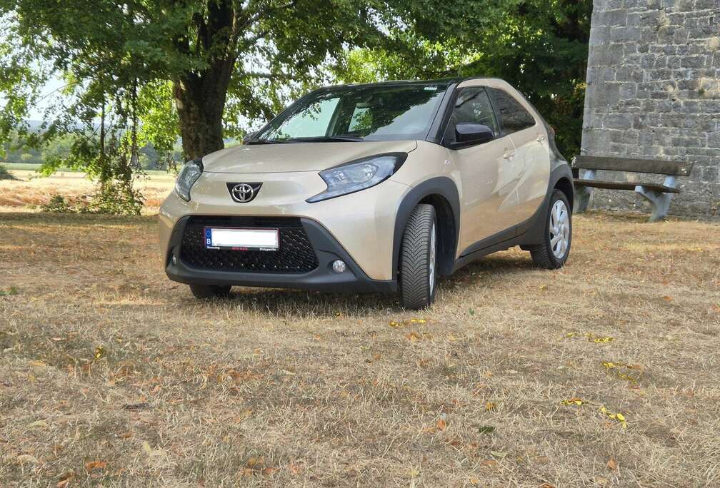 Toyota 1.0L  MT X Pulse LHD