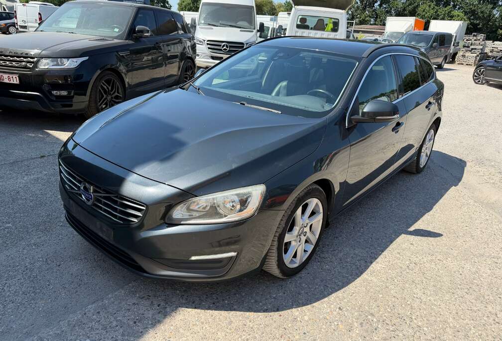 Volvo 2.0 D4 Momentum *GPS*LEDER*181PK*