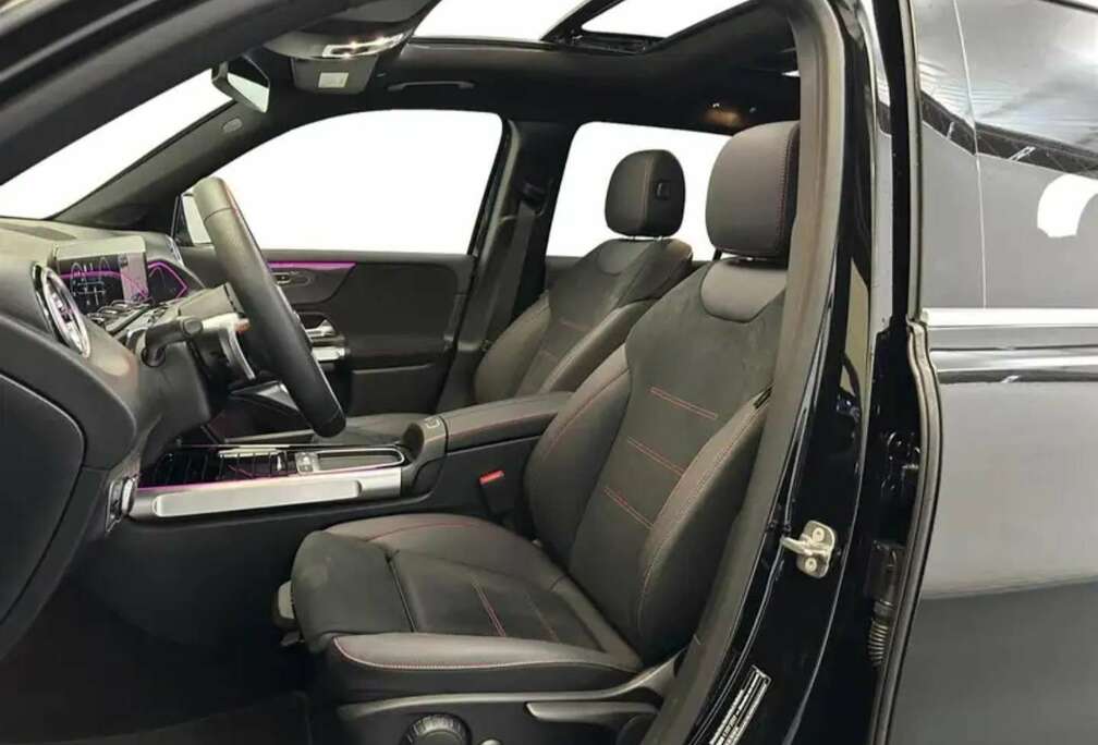 Mercedes-Benz d 8G-DCT AMG Line 7 places