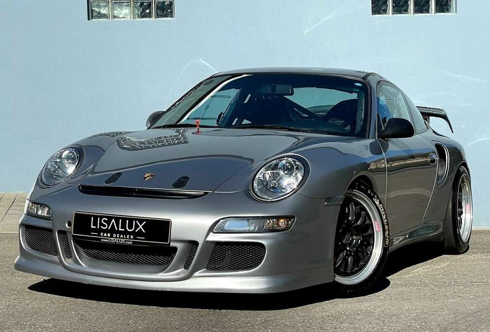 Porsche 911 GT2