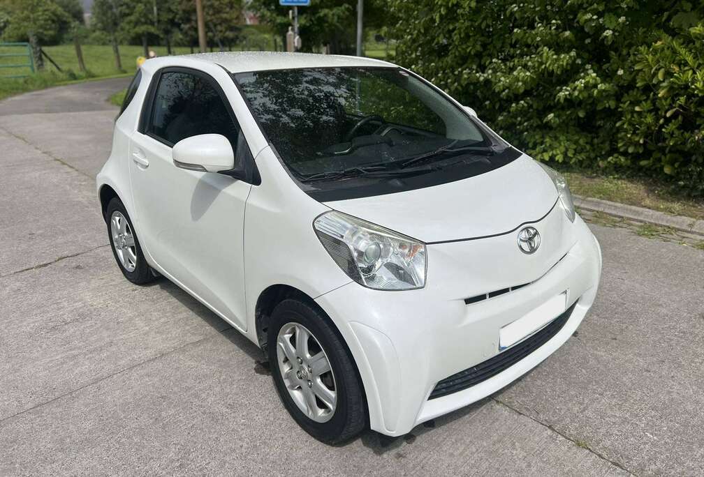 Toyota iQ 1.0i VVT-i Sol
