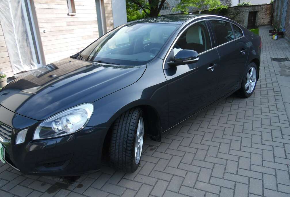 Volvo S60 1.6 D DRIVe Kinetic Start/Stop