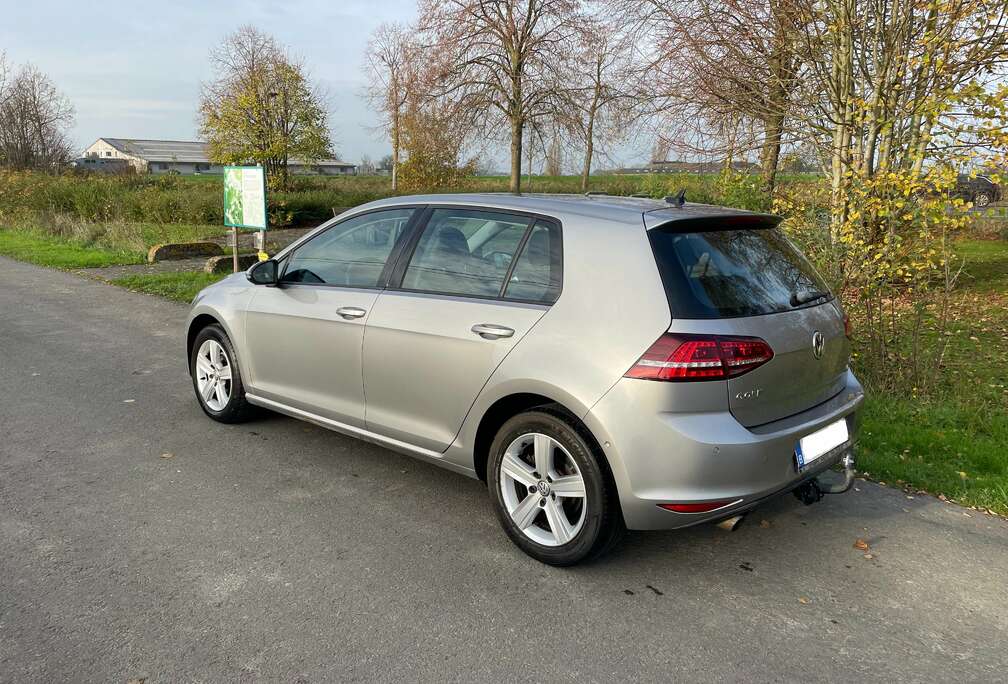 Volkswagen Golf 1.2 TSI BlueMotion Technology DSG Comfortline