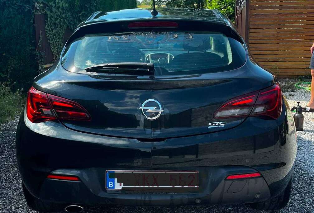 Opel Astra GTC 2.0 CDTi Sport Start