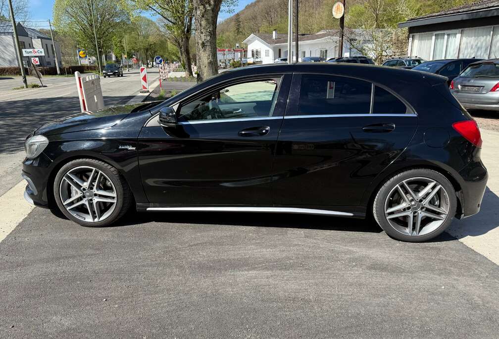 Mercedes-Benz A 45 AMG 4-Matic  turbo hybride 480/550 0km