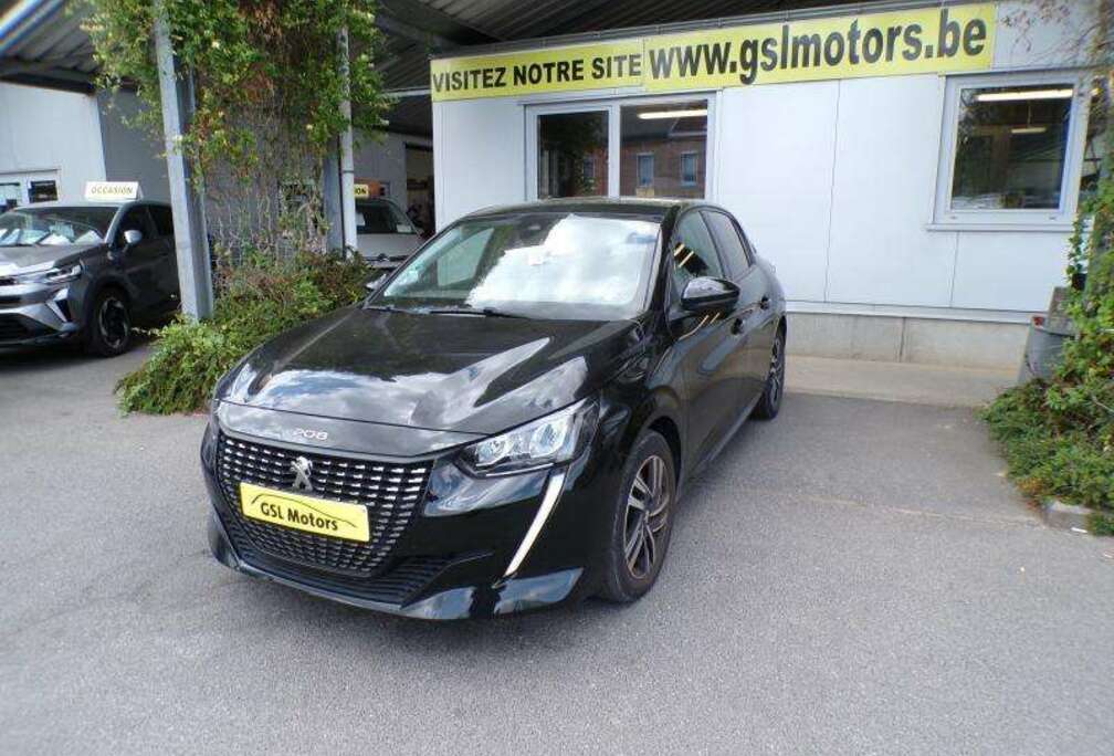 Peugeot 1.2i 100cv Noir 01/22 45.158km Airco GPS Radio USB
