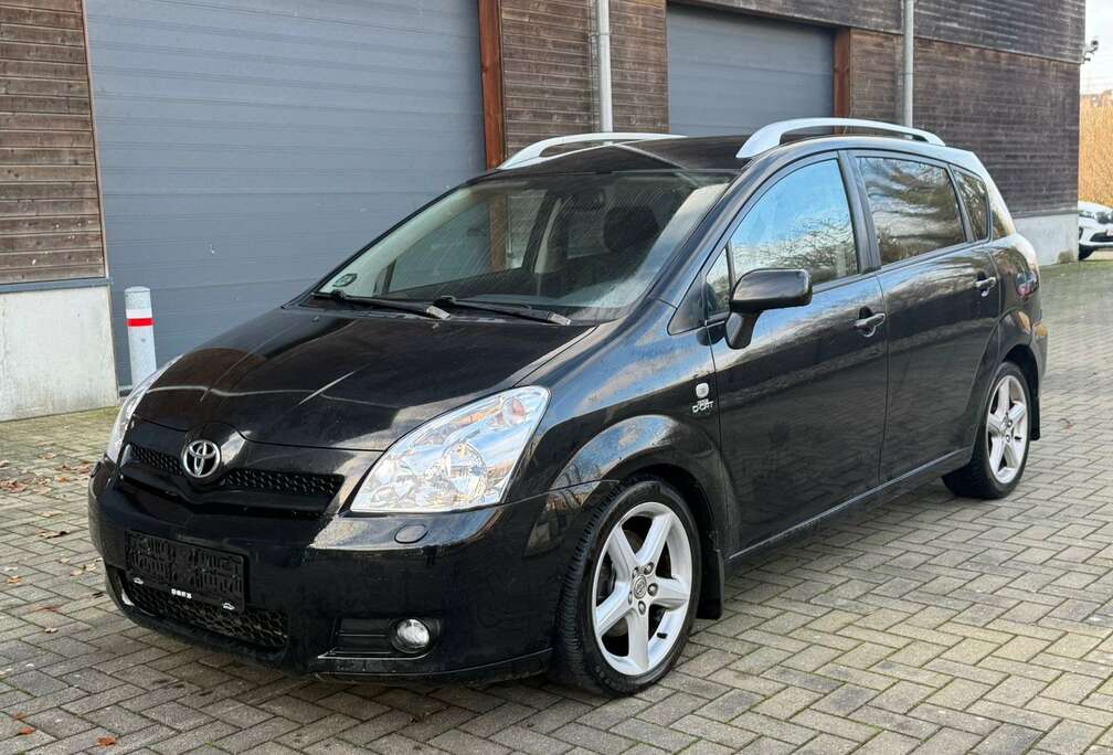 Toyota 2.2 D-4D Luna POUR EXPORT