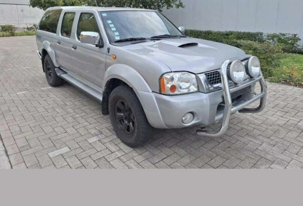 Nissan pikup D22 4_4 airco 2.5 Dci
