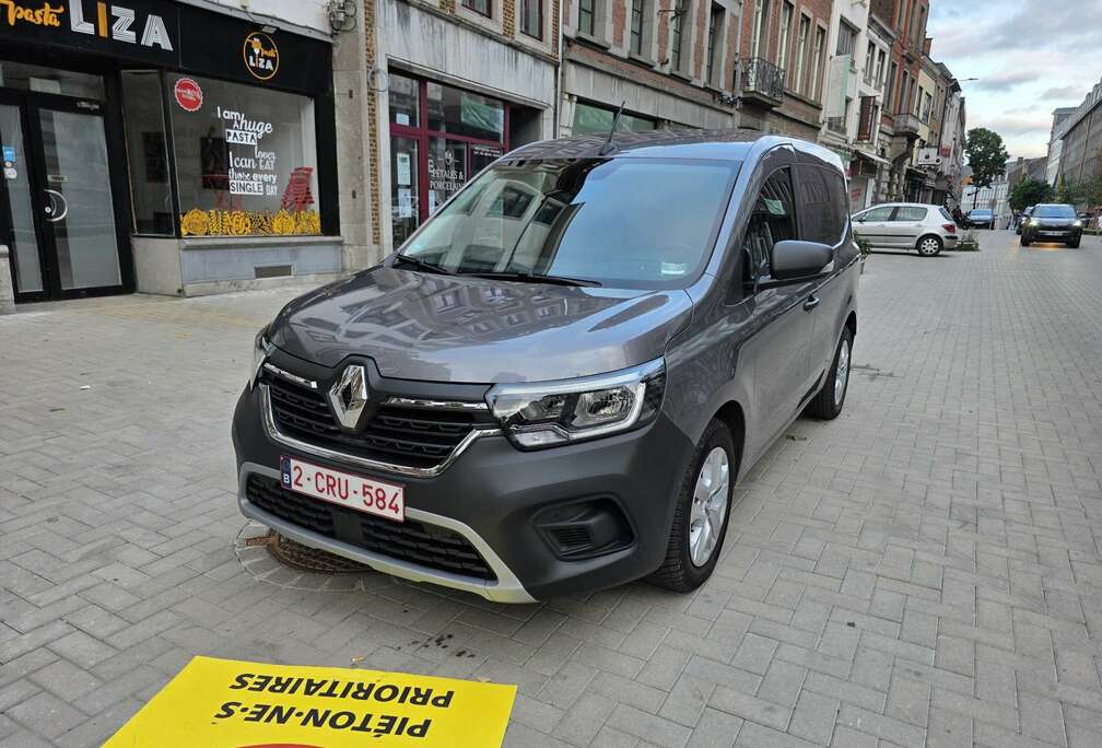 Renault 1.5 Blue dCi Confort (EU6d-TEMP), 3 places