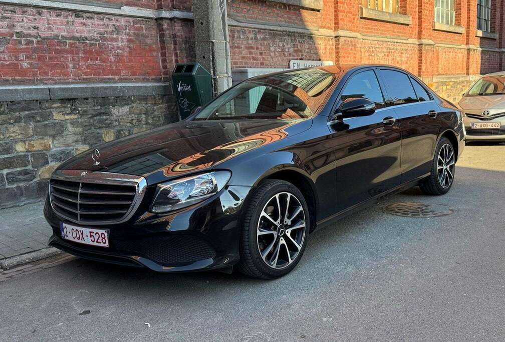 Mercedes-Benz E 200 d Full option - Roule Impeccable