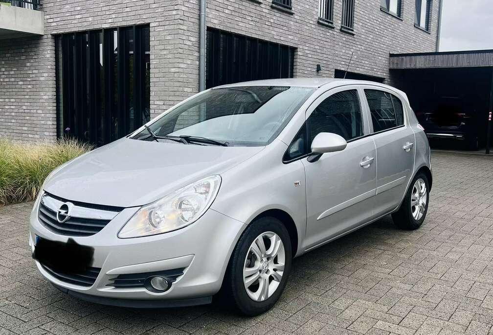 Opel 1.4i Airco 1ste Eigenaar nieuwe Staat 107dkm