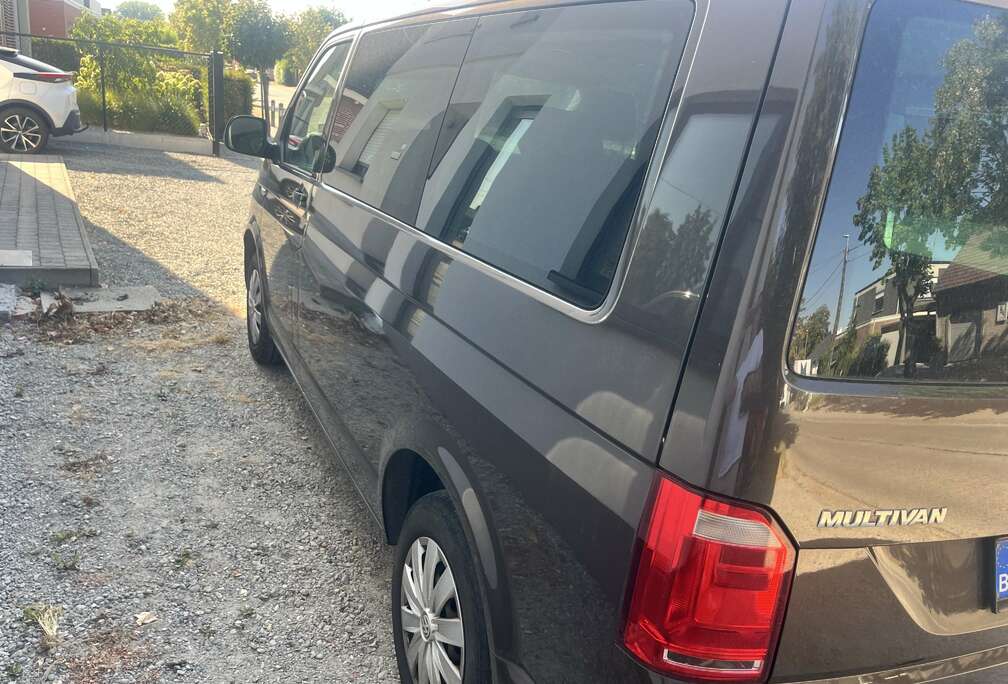 Volkswagen 2.0 TDi SCR Trendline BMT DSG (EU6d)