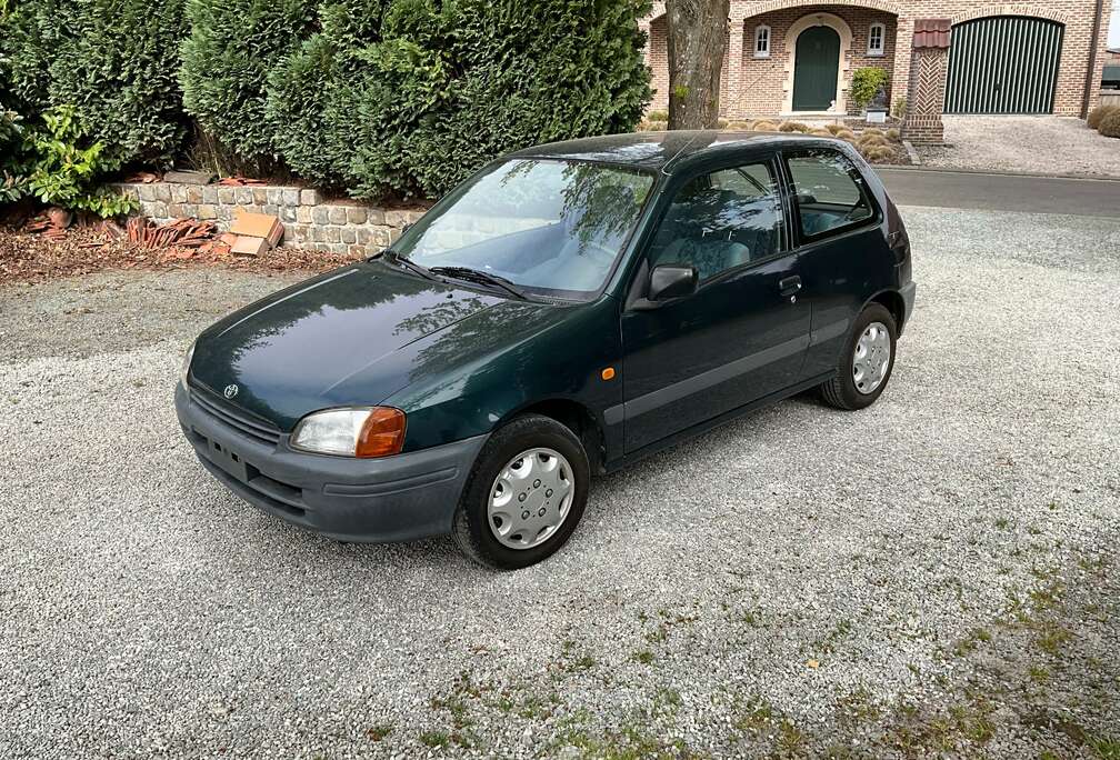 Toyota 1.3i 16v Medley