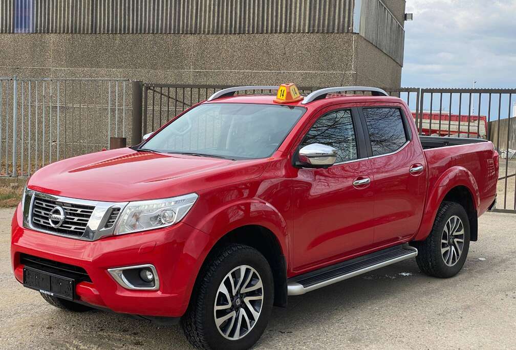 Nissan 2.3 dCi 4WD Tekna / Premium