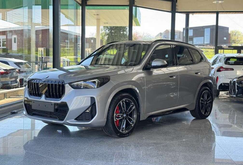 BMW sDrive18i M Sport PRO / KEYLESS / PANO / ADPT LED / CAM