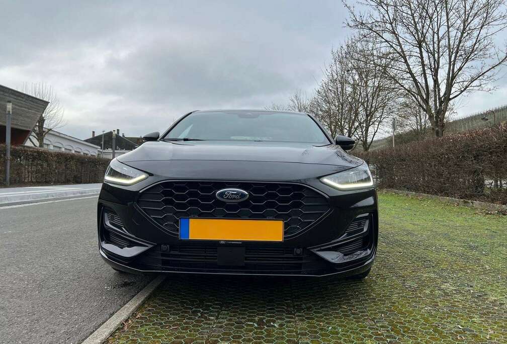 Ford Focus 1.0 EcoBoost Hybrid Aut. ST-LINE X