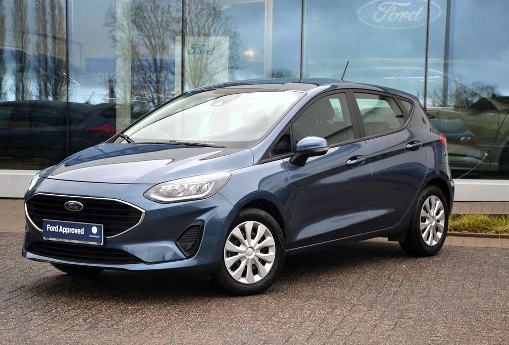 Ford EcoBoost Connected *slechts 4.487km* airco/parkeersensoren/winterpack/Carplay