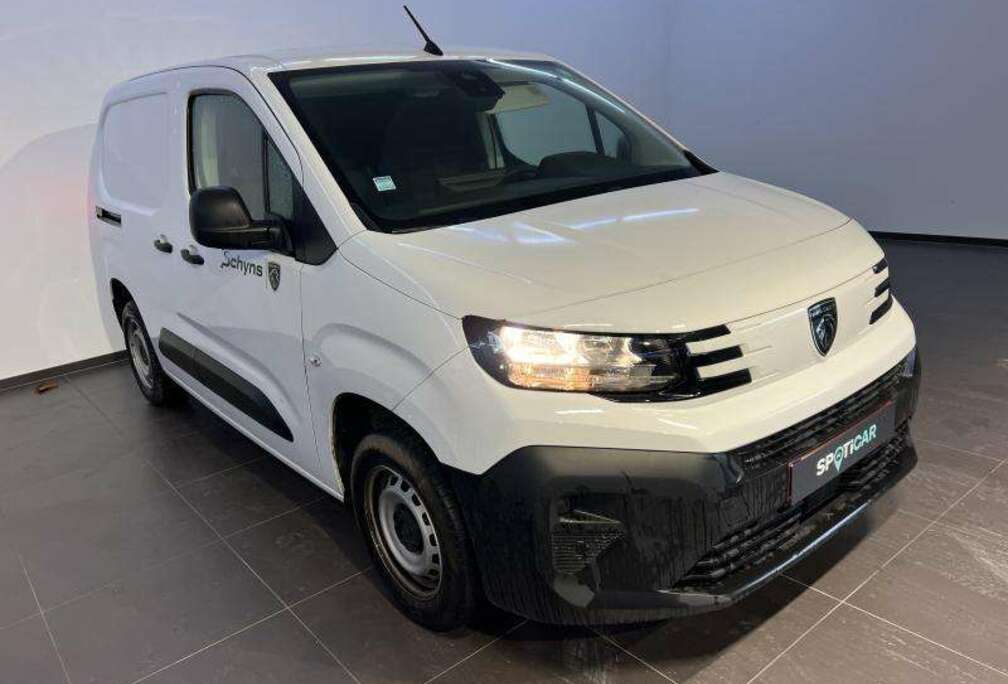 Peugeot .
