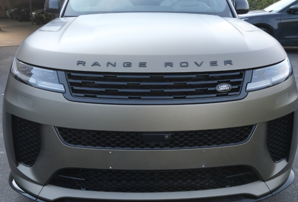Land Rover Range Rover Sport 4.4 P635 MHEV SV Edition One Carbon Bronze SV Edition One Carbon Bronze