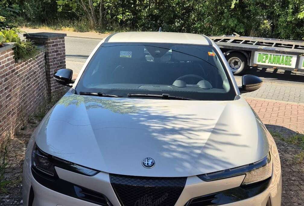 Alfa Romeo 1.2 Turbo Hybrid Ibrida Speciale