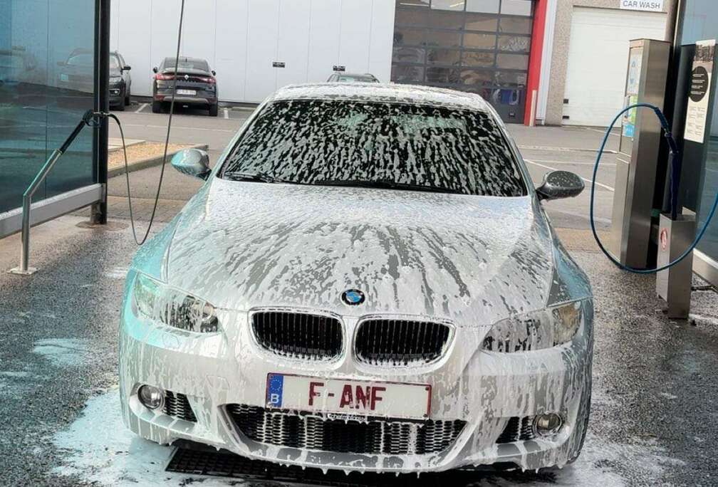 BMW Coupé 320i
