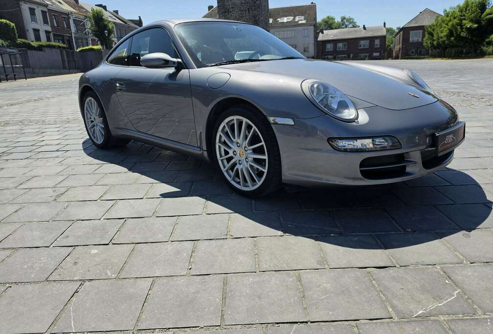 Porsche 911 Carrera 2 3.6i Coupé