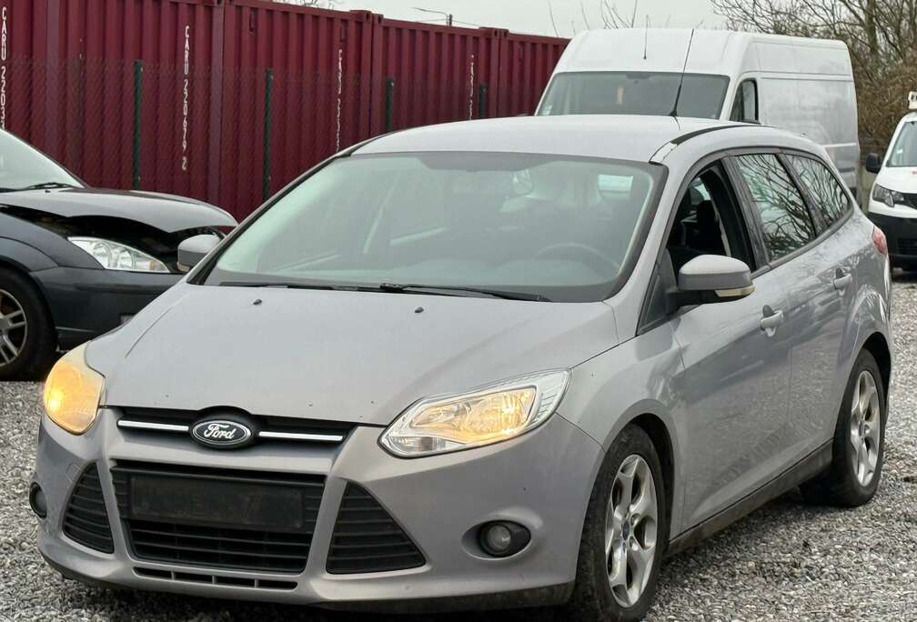 Ford Focus 1.6 TDCi ECOnetic Tech - 2012 - 1er MAIN
