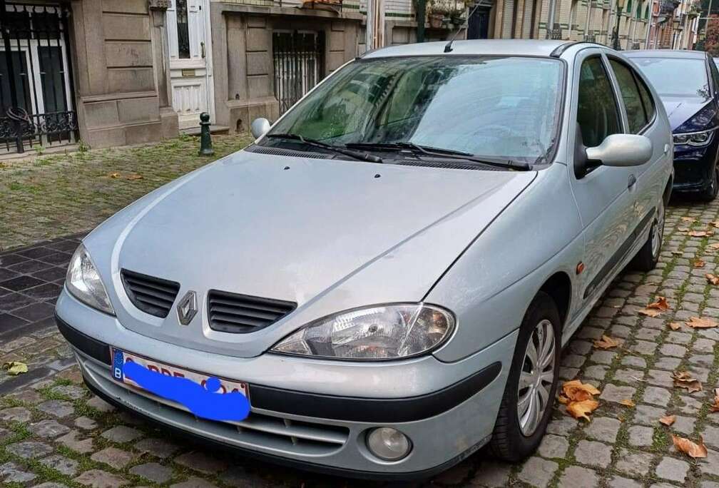 Renault 1.4i 16v Authentique