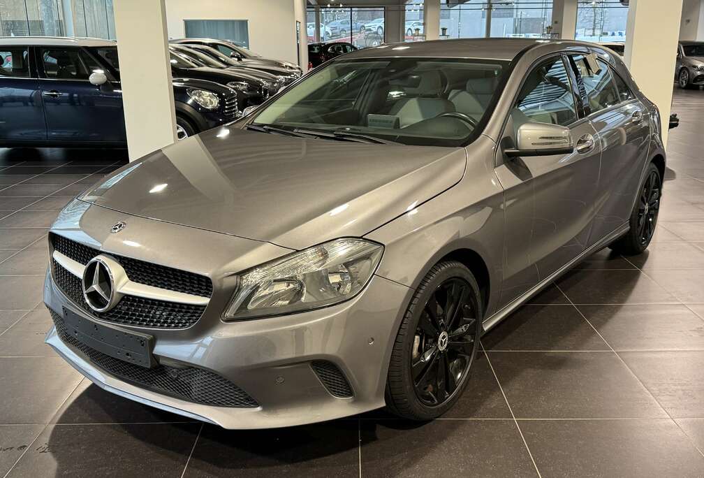 Mercedes-Benz d Pdc, Navi, Led