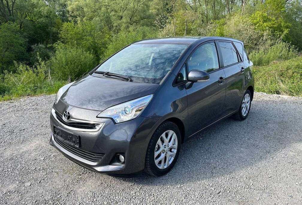 Toyota 1.33 VVT-i Skyview 99PK 2016 slechts 52.450 KM !