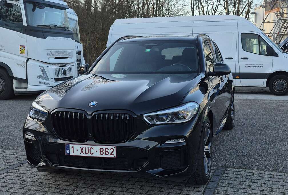 BMW X5 xDrive45e