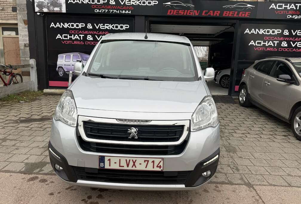 Peugeot 1.6 HDi Navi Clim Camera de recul*Carnet *Euro 6*