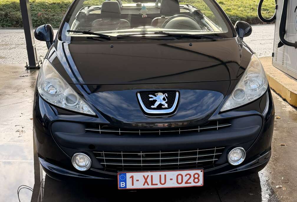 Peugeot CC 1.6i 16v Pack