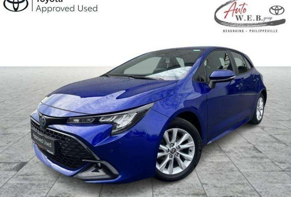Toyota 1.8 e-CVT Hybrid CVT Dynamic Plus + Business Pack