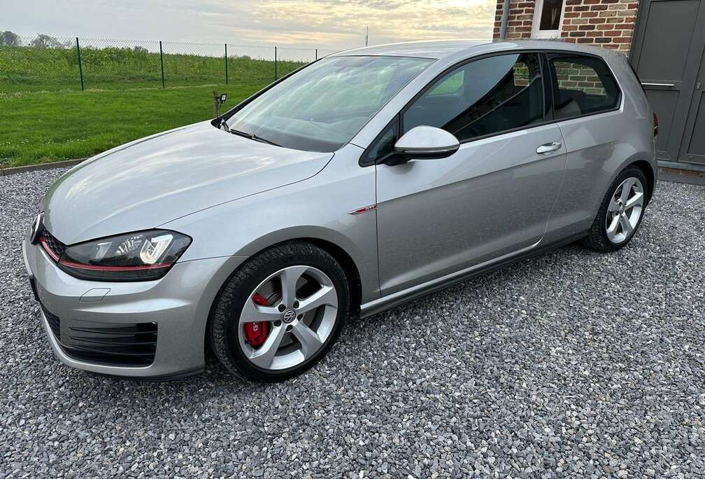 Volkswagen 2.0 TSI Performance état 100%