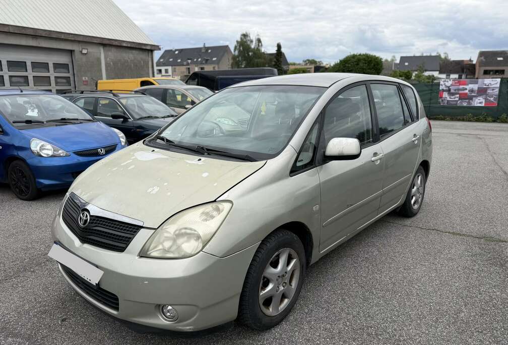 Toyota 1.8 linea sol