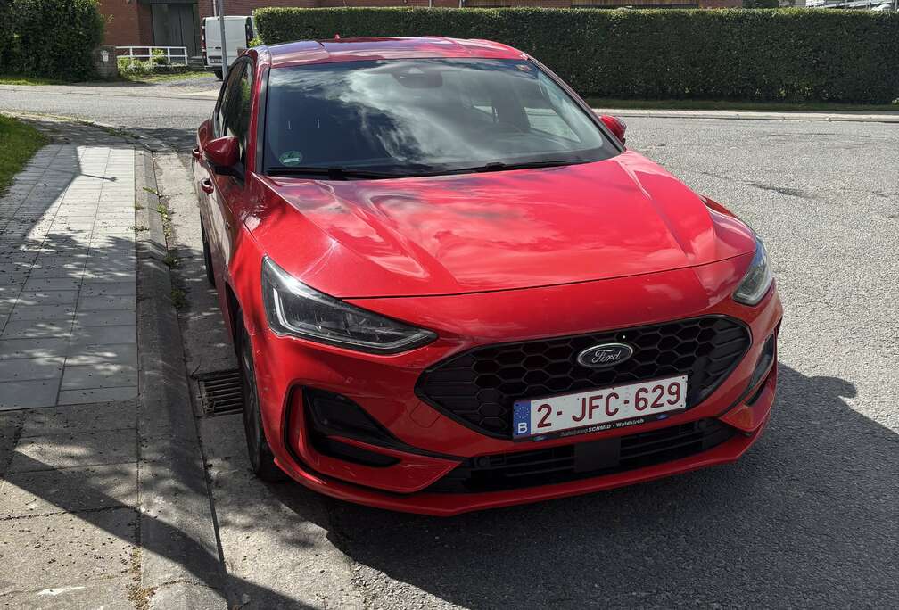 Ford Focus 1.0 EcoBoost MHEV ST-Line Design