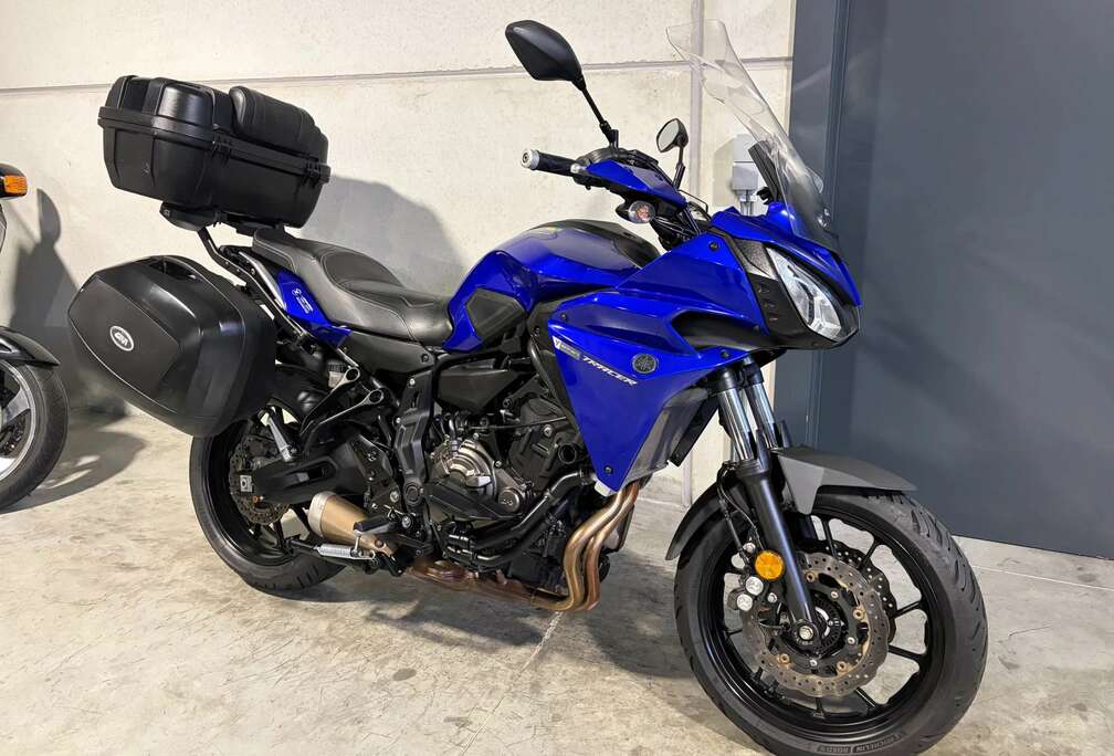MT07 in touring trim