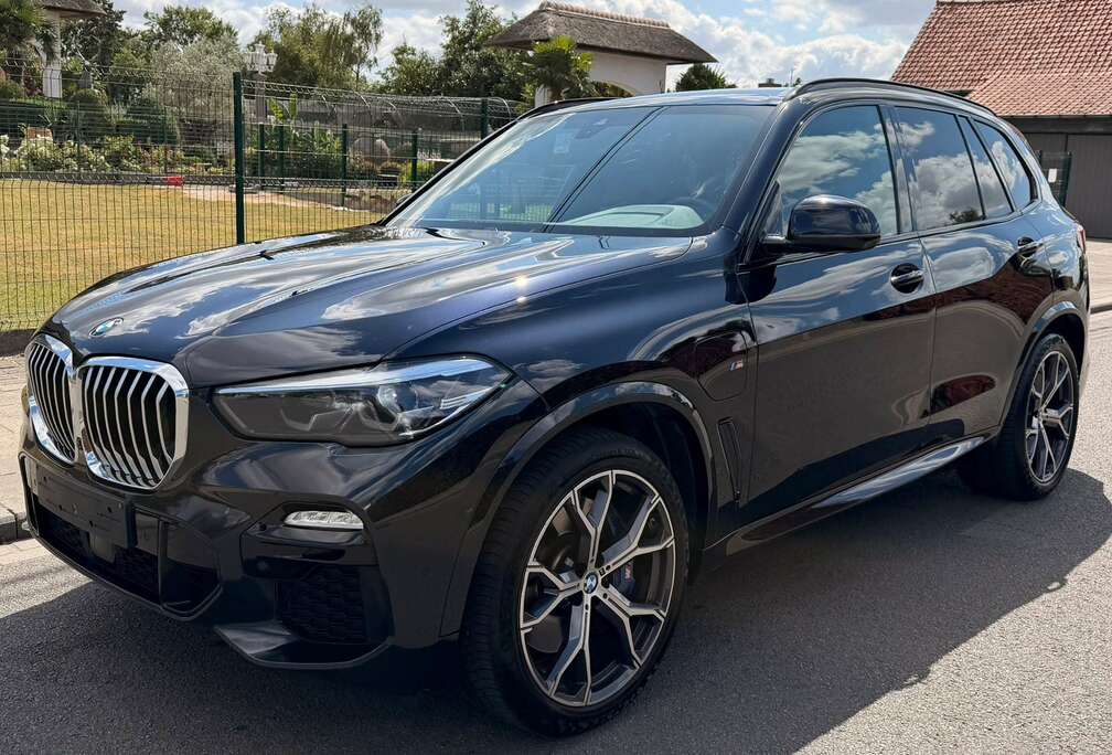 BMW 3.0A xDrive45e M-Pack M Seats