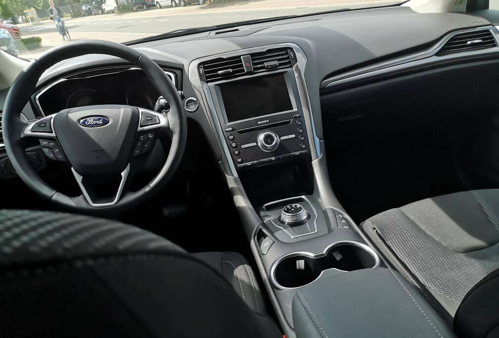 Ford Mondeo Clipper 2.0 Ecoblue Titanium