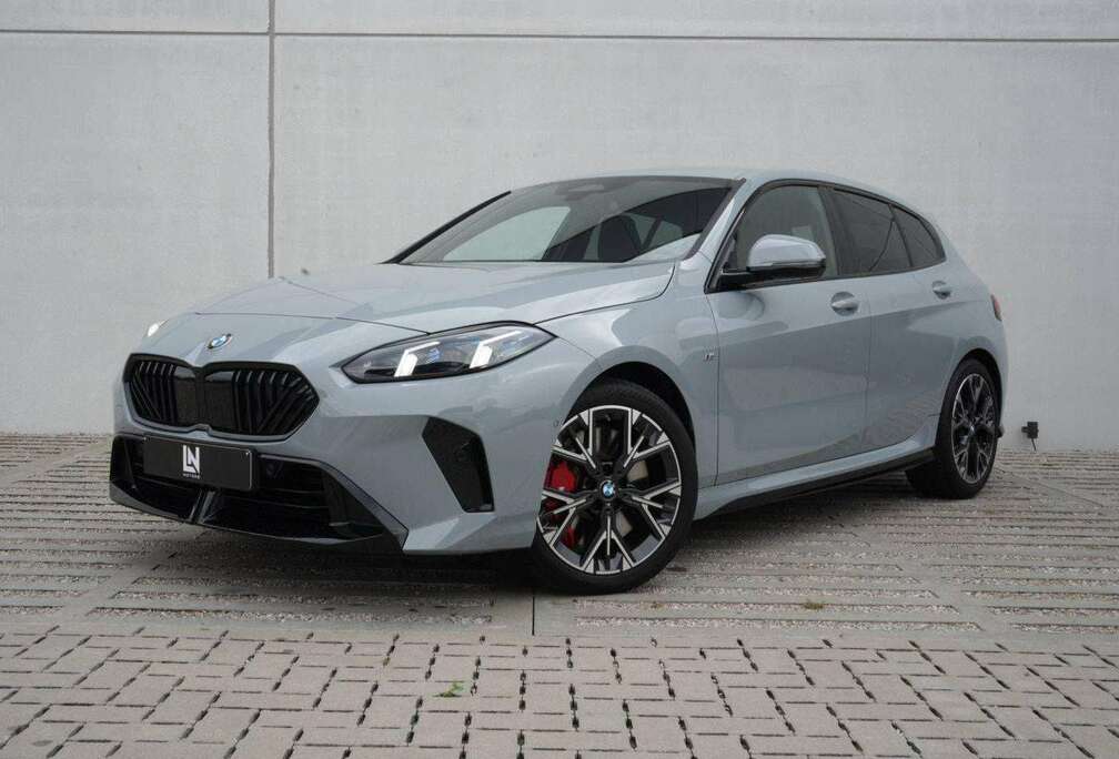 BMW Full M Sport | Fabrieksgarantie | Apple Carplay | Zetelverwarming | Achteruitrijcamera | Parkeersensoren | Cruise Control