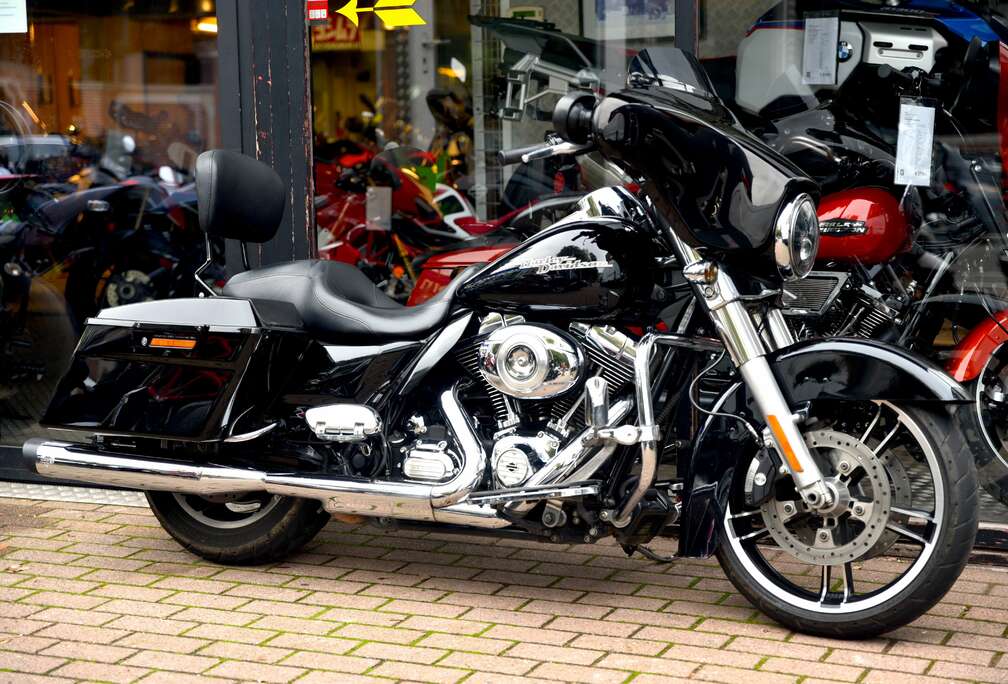 103 ***MOTO VERTE***