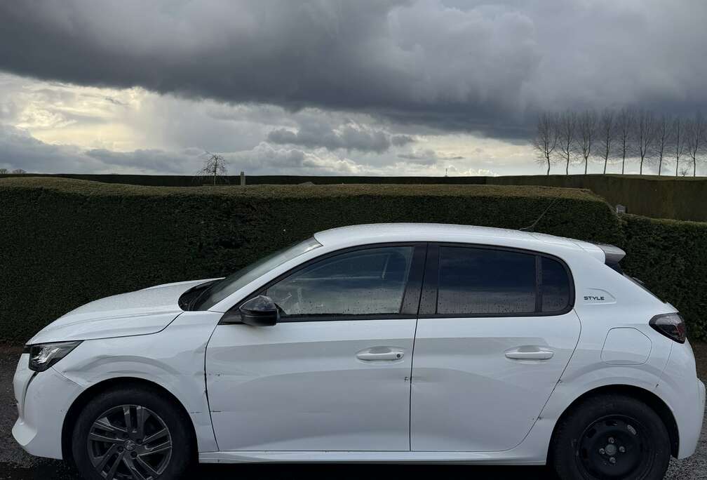 Peugeot 1.2i PureTech Style