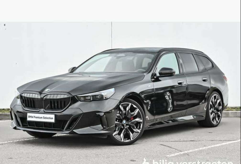 BMW Touring - M-sport Pro - Pano - B&W - Trekhaak