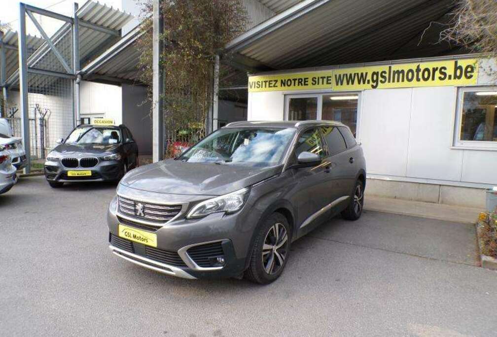 Peugeot 1.2i 130 Automatic gris 09/17 Airco GPS 7 PLACES