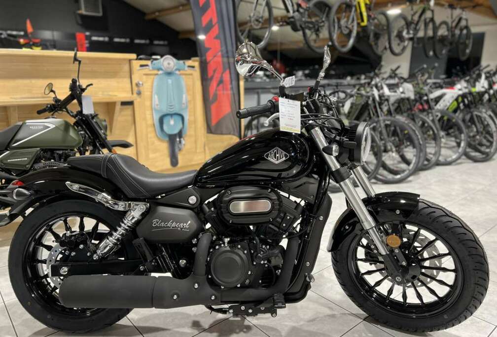 Custom 125 Black Pearl