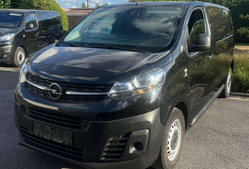 Opel 102 pk airco carplay  parkeerhulp garantie