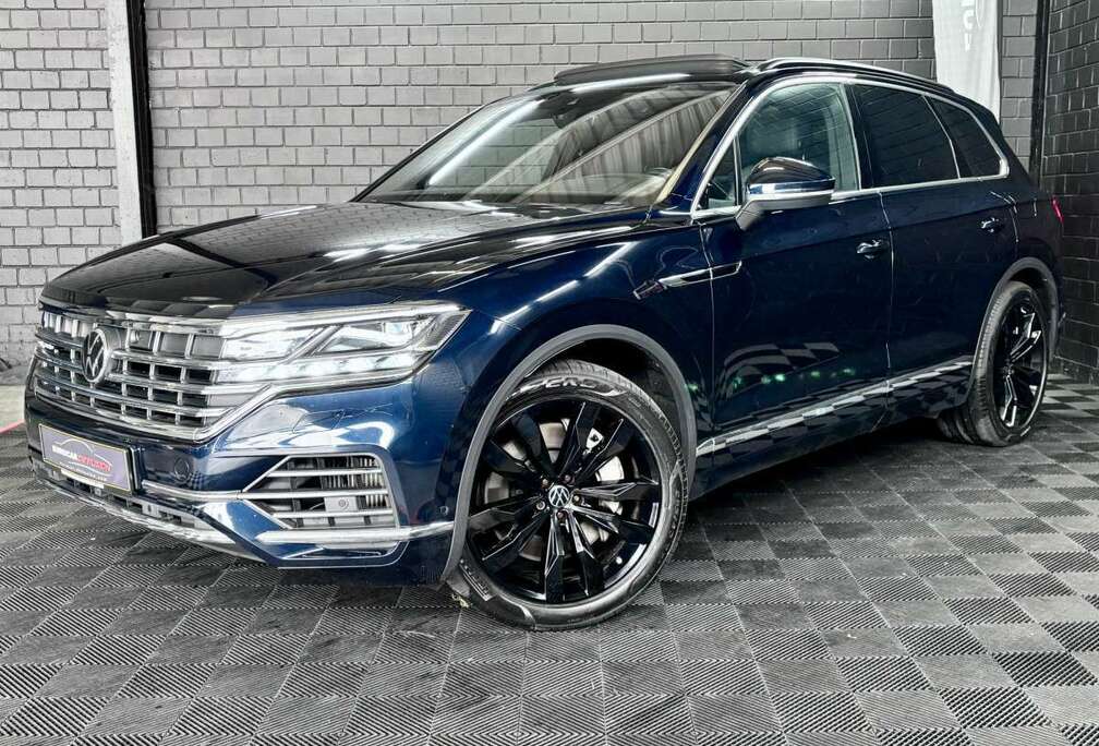 Volkswagen 3.0 TSi V6 eHybrid 4MOTION Elegance 381 CV